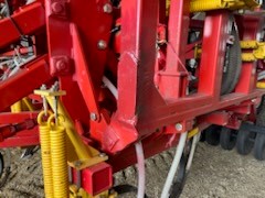 2010 Bourgault 5710-72 Air Drill