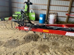 2010 Bourgault 5710-72 Air Drill