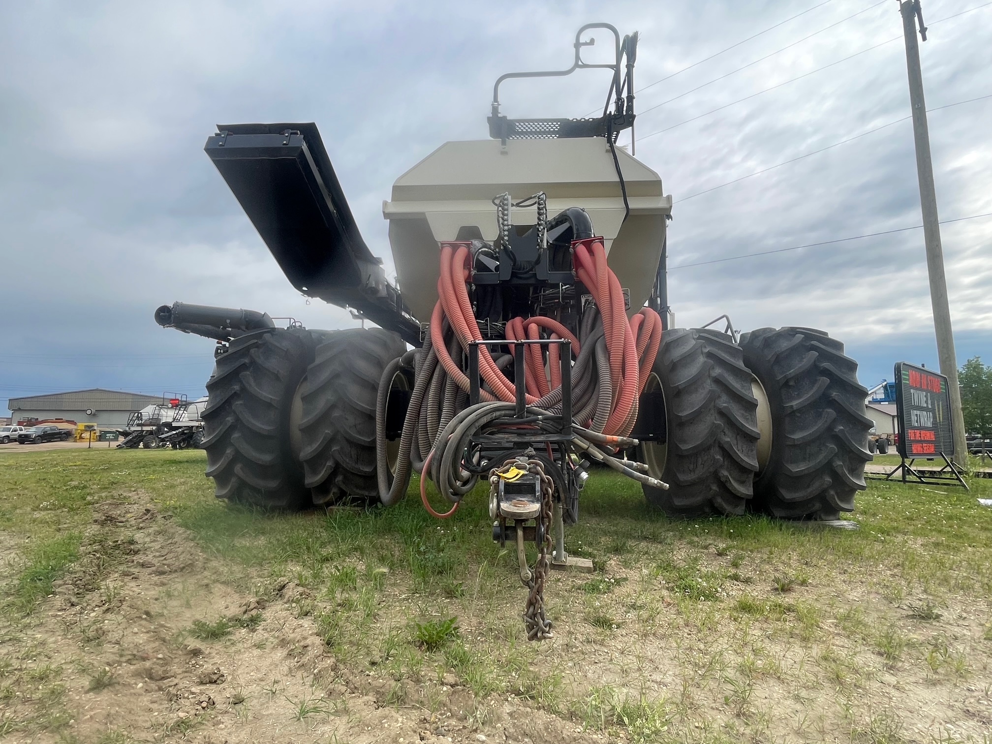 2018 Bourgault 71300 Air Tank/Cart