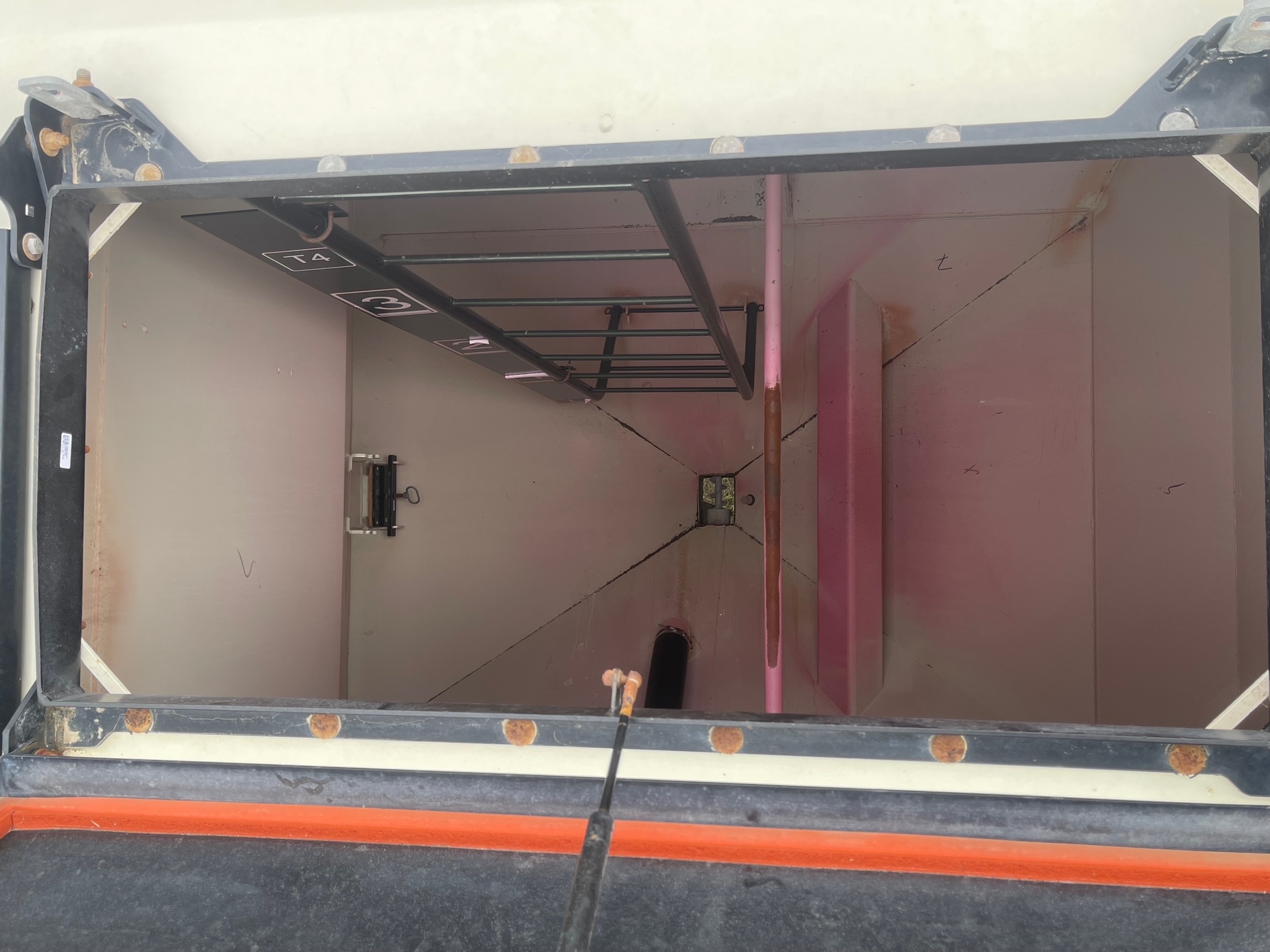 2018 Bourgault 71300 Air Tank/Cart