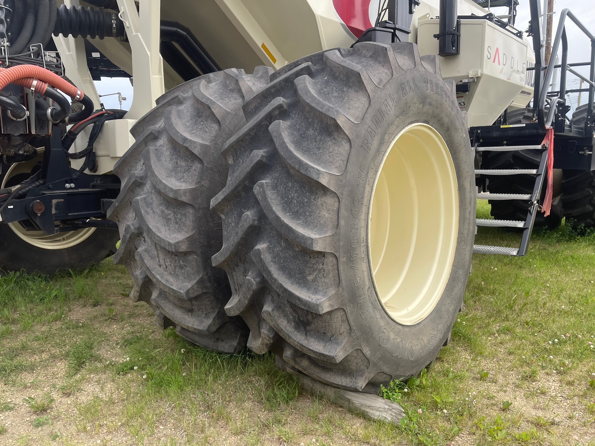2018 Bourgault 71300 Air Tank/Cart