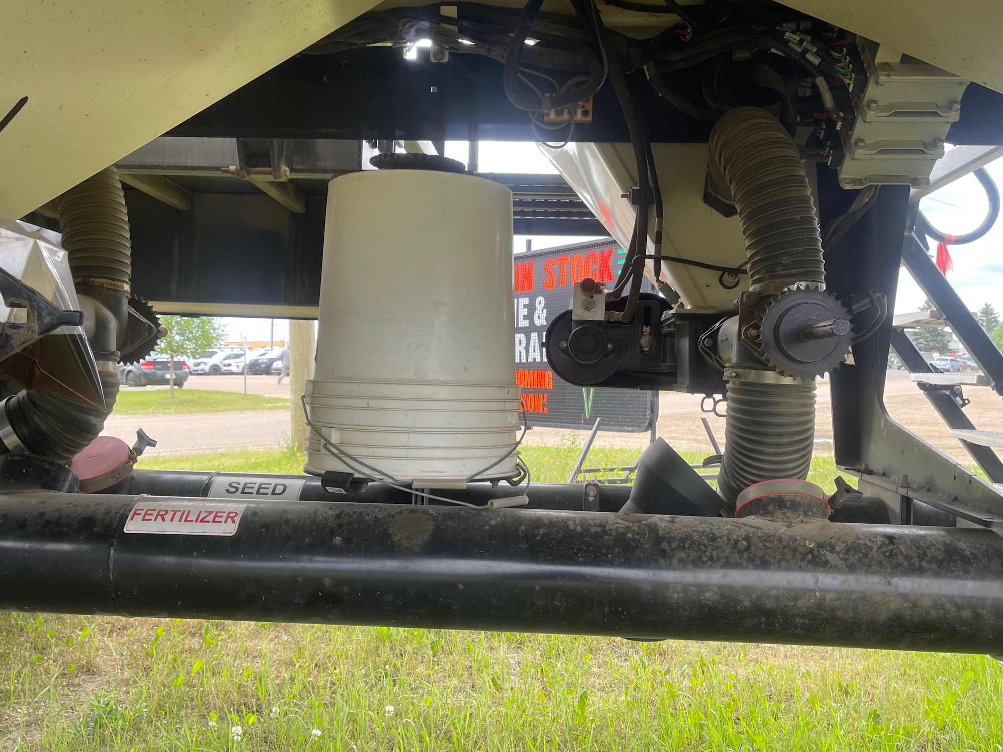 2018 Bourgault 71300 Air Tank/Cart