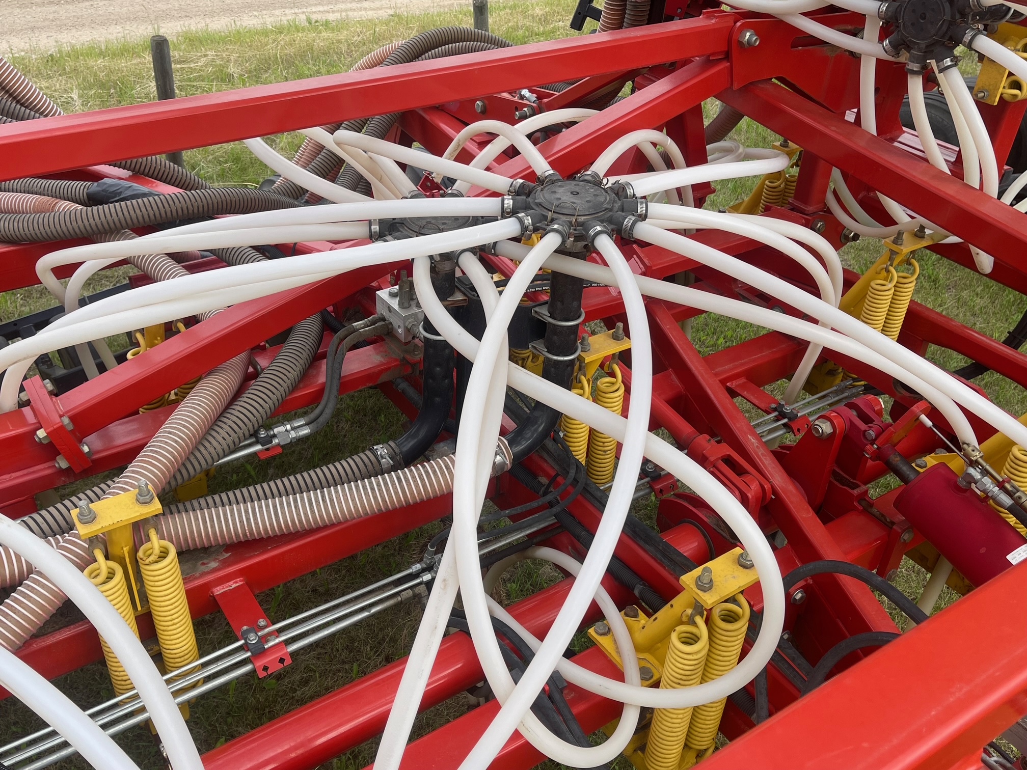 2013 Bourgault 5810-62 Air Drill