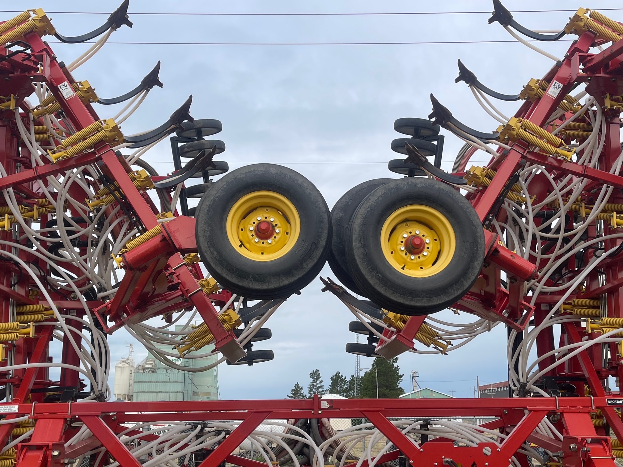 2013 Bourgault 5810-62 Air Drill