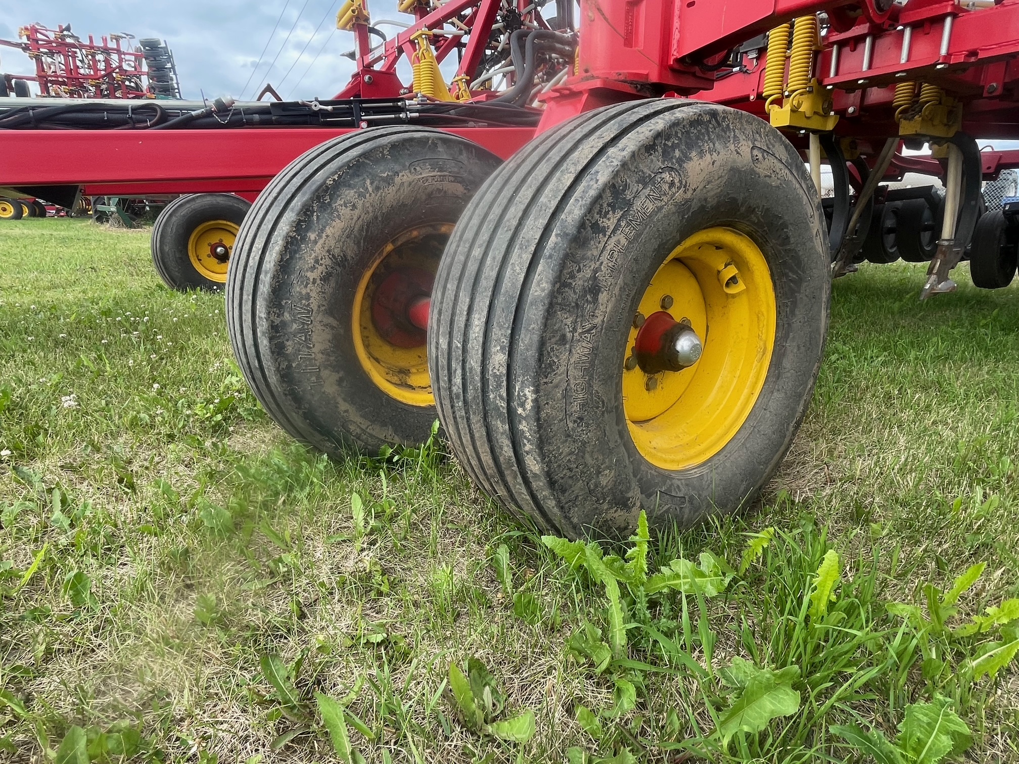2013 Bourgault 5810-62 Air Drill