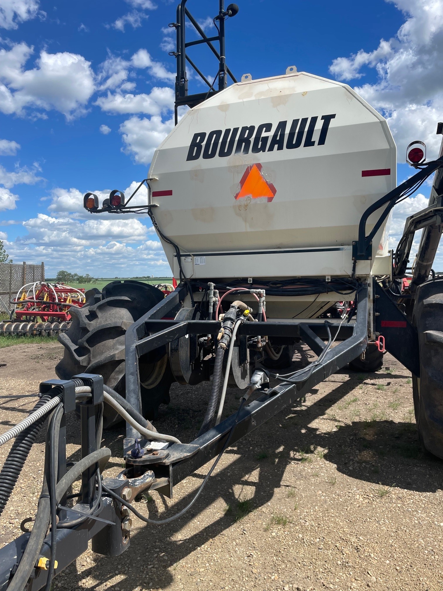 2005 Bourgault 6350 Air Tank/Cart