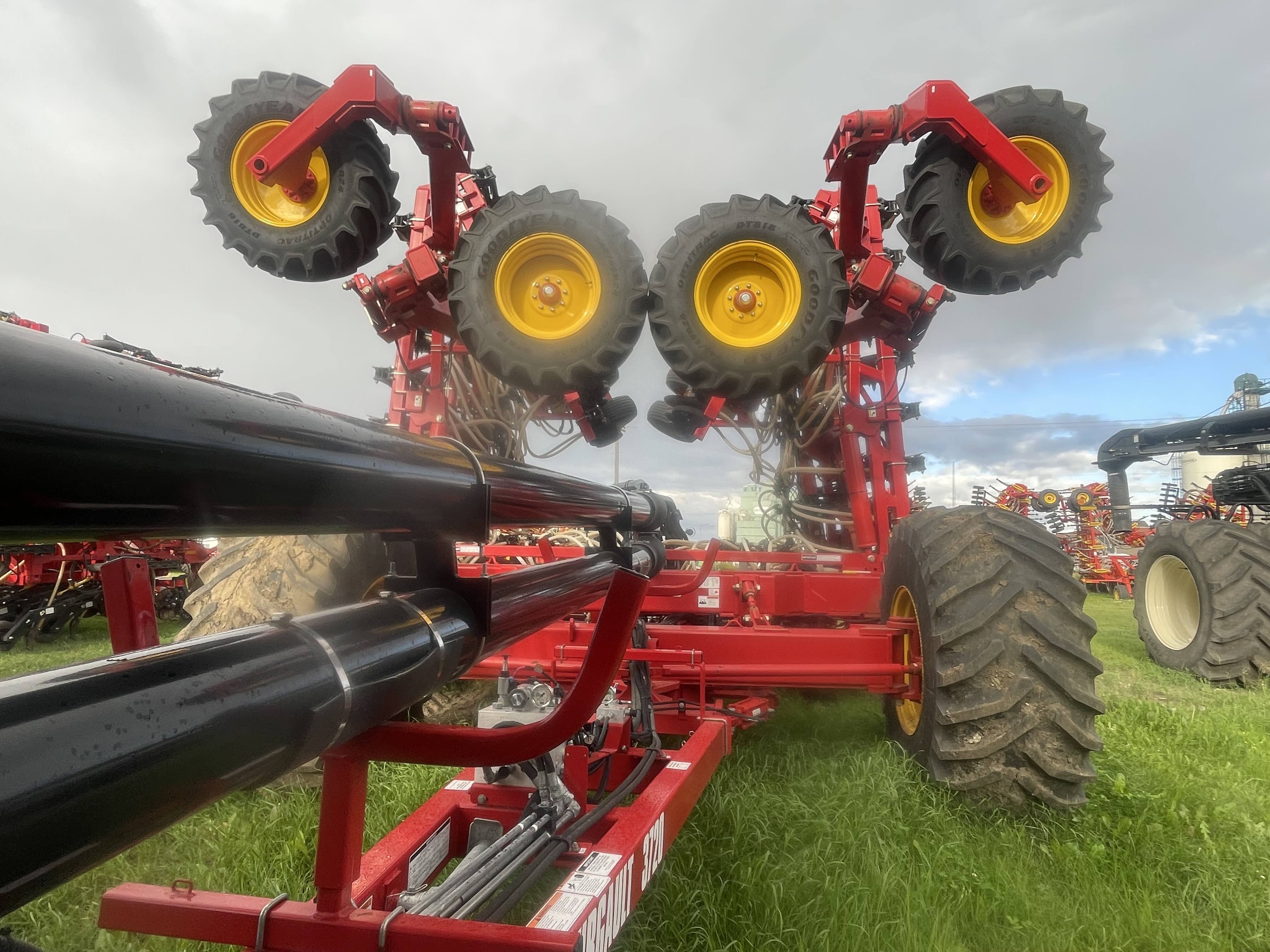 2020 Bourgault 3720-60 Air Drill