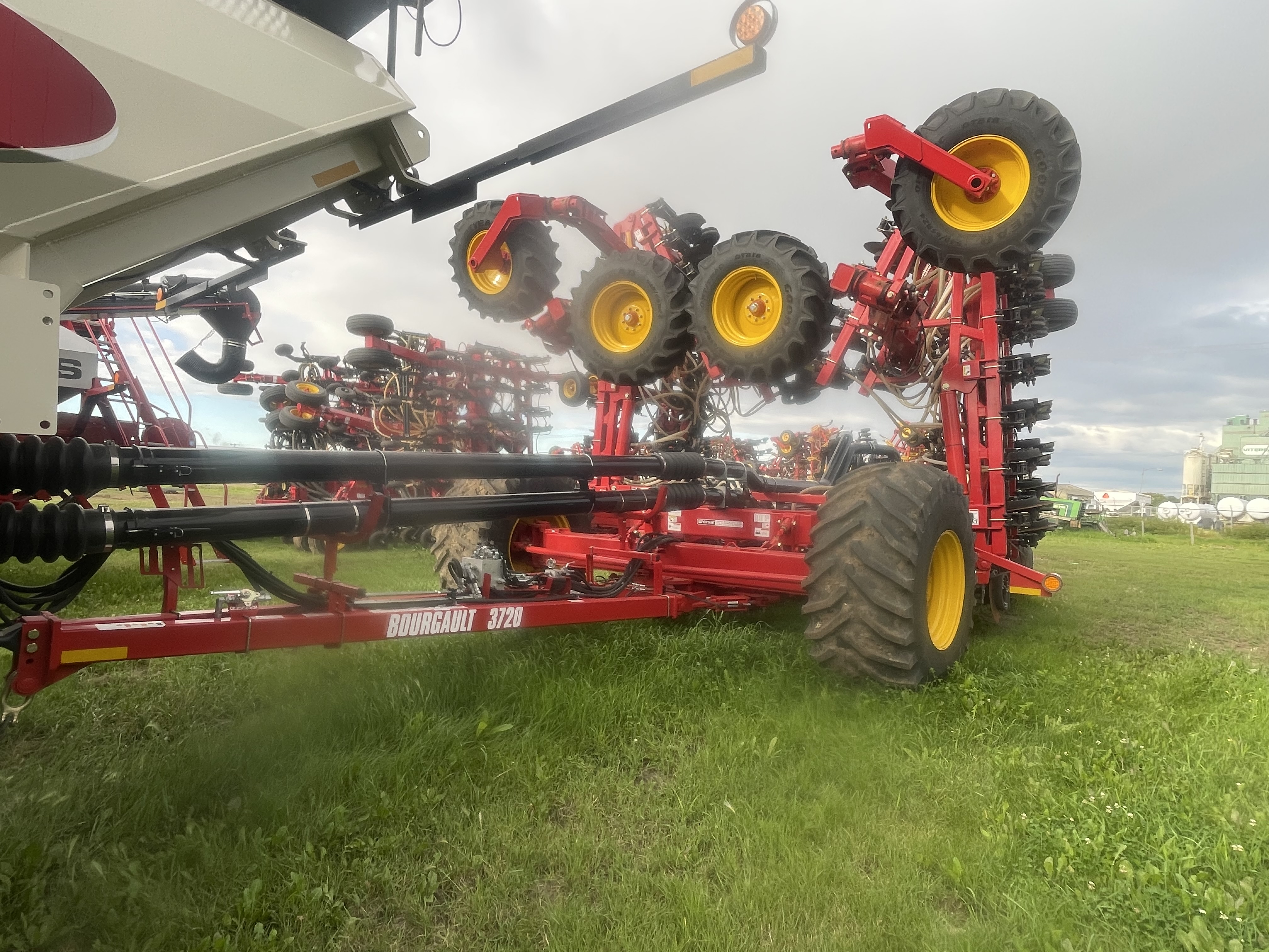 2020 Bourgault 3720-60 Air Drill