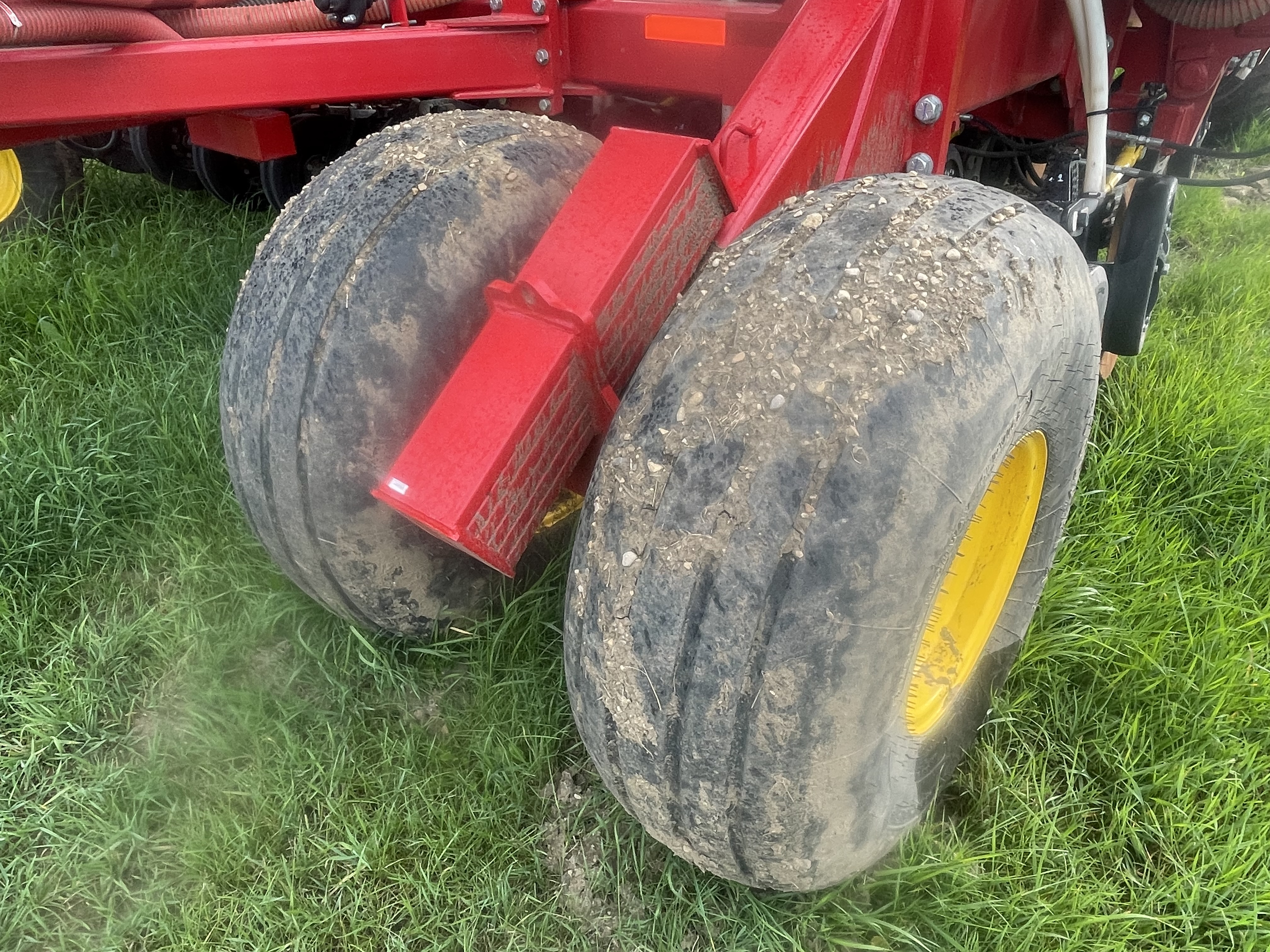 2020 Bourgault 3720-60 Air Drill