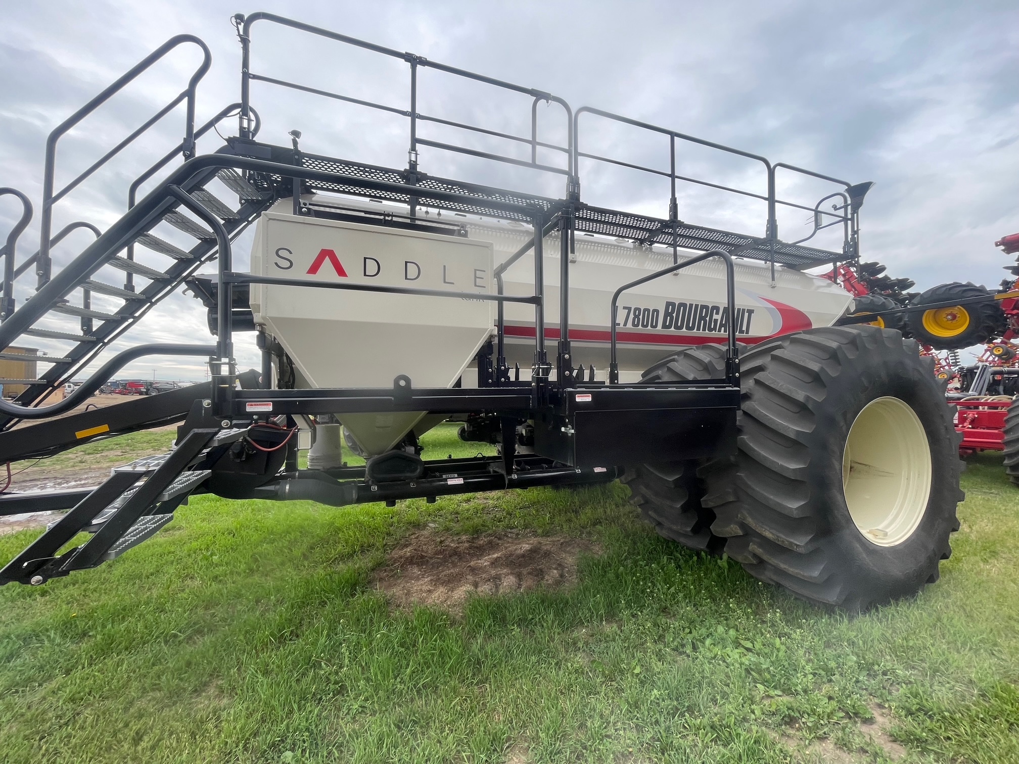 2020 Bourgault L7800 Air Tank/Cart