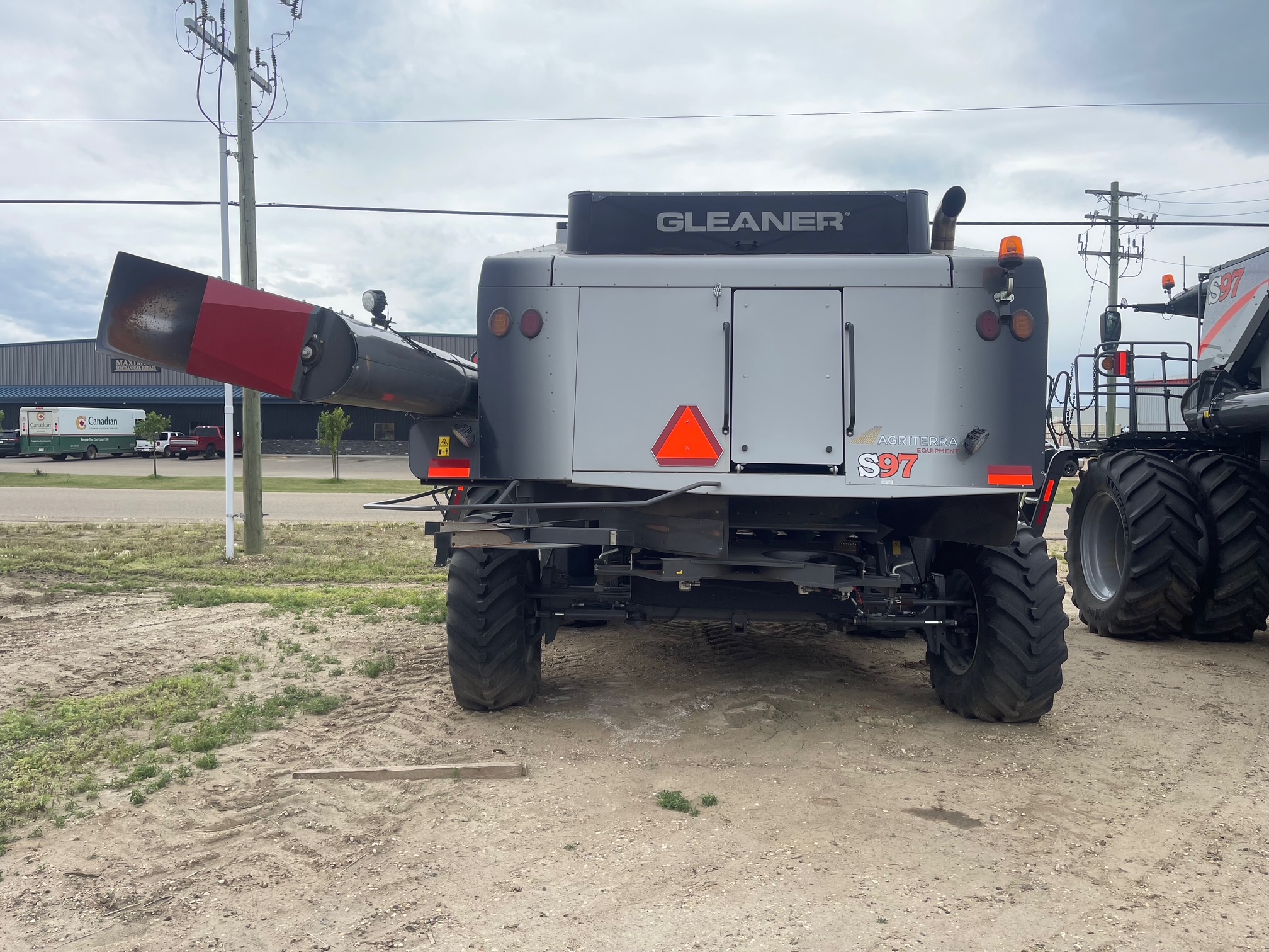 2023 Gleaner S97 Combine