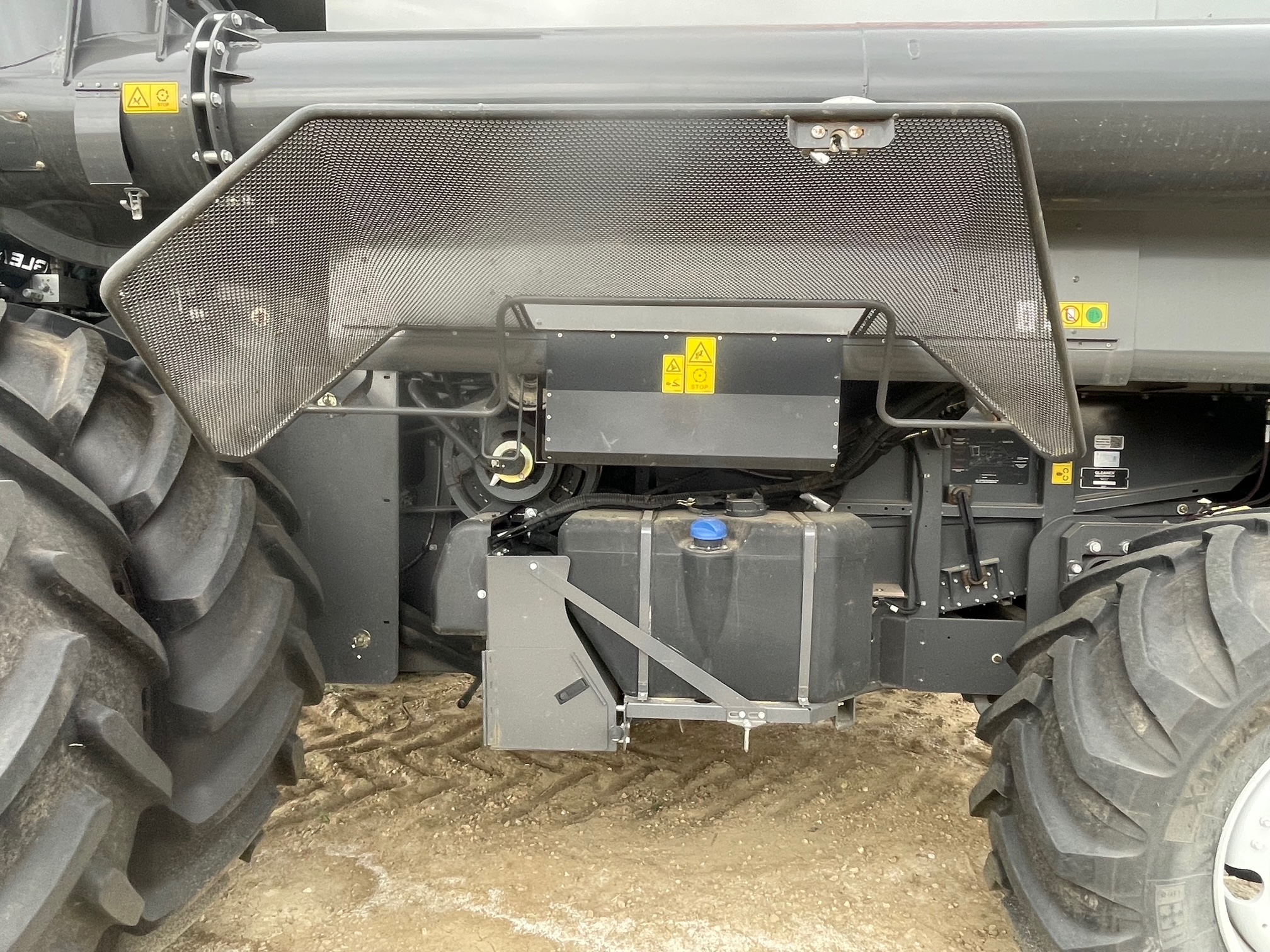 2023 Gleaner S97 Combine