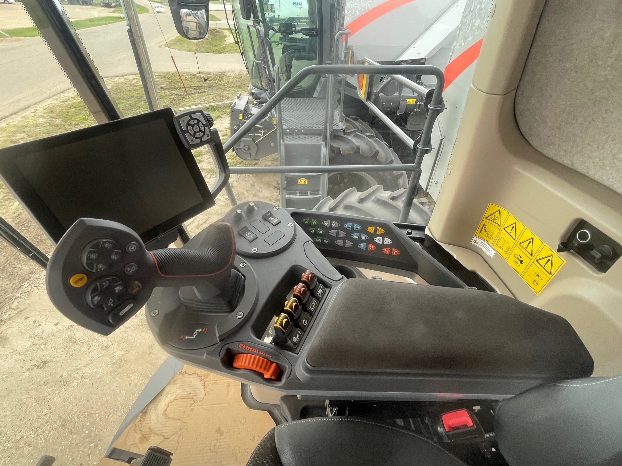 2023 Gleaner S97 Combine