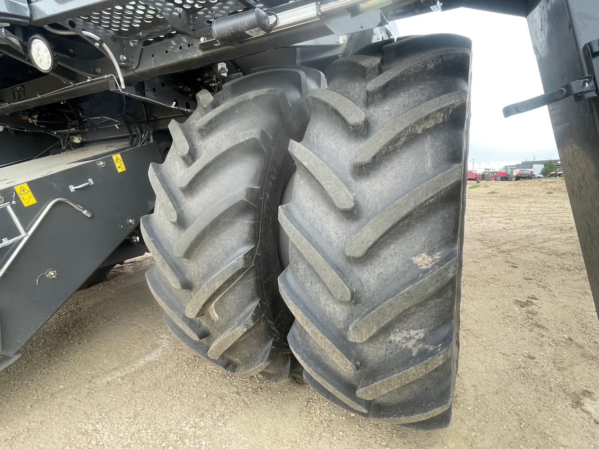 2023 Gleaner S97 Combine