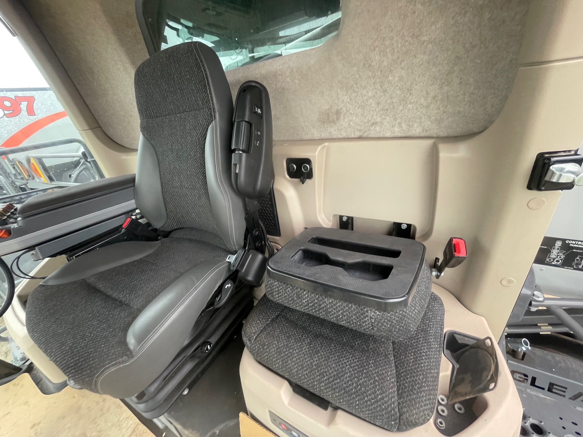 2023 Gleaner S97 Combine