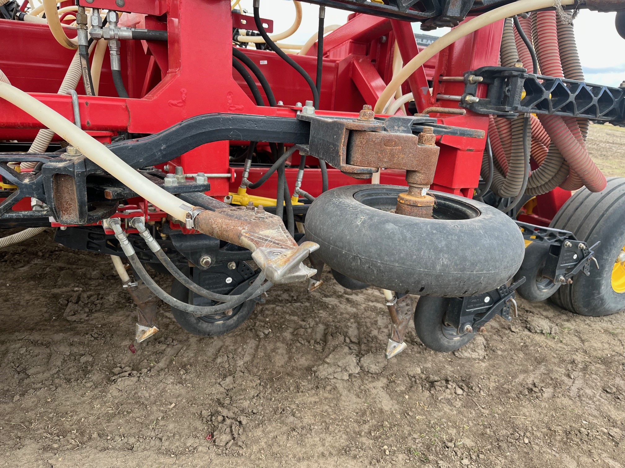 2017 Bourgault 3320-66 Air Drill