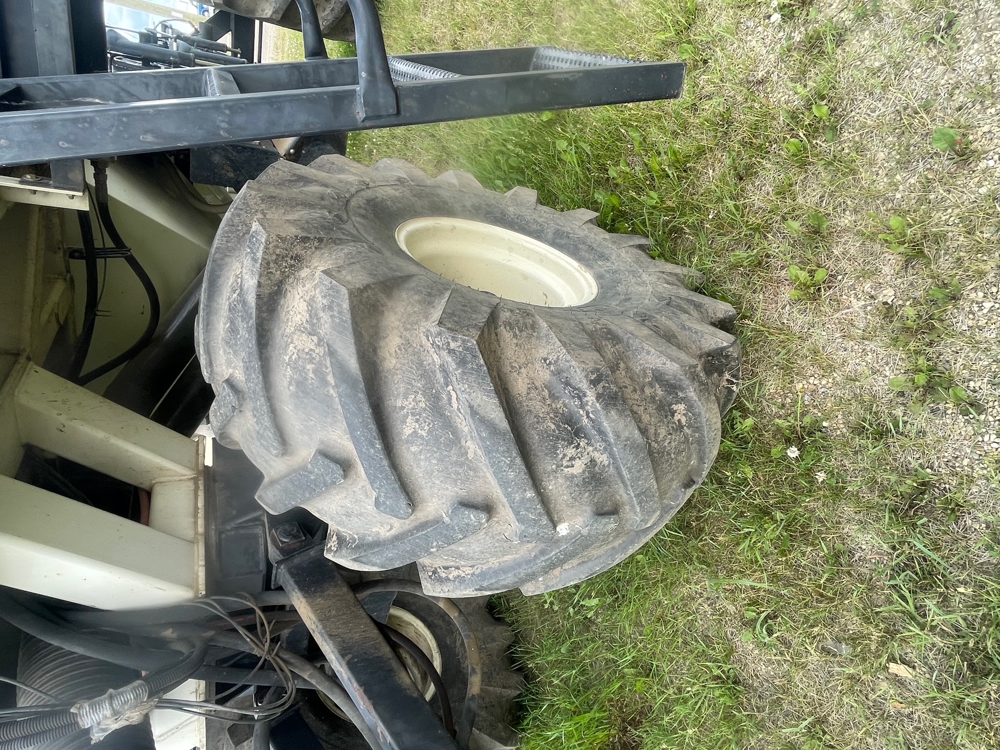 2004 Bourgault 5350 Air Tank/Cart