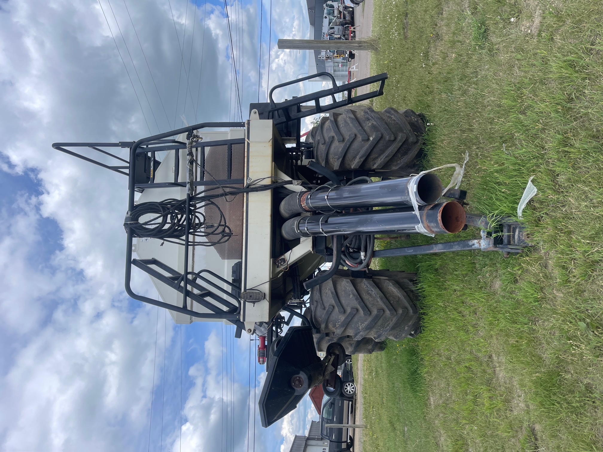 2004 Bourgault 5350 Air Tank/Cart