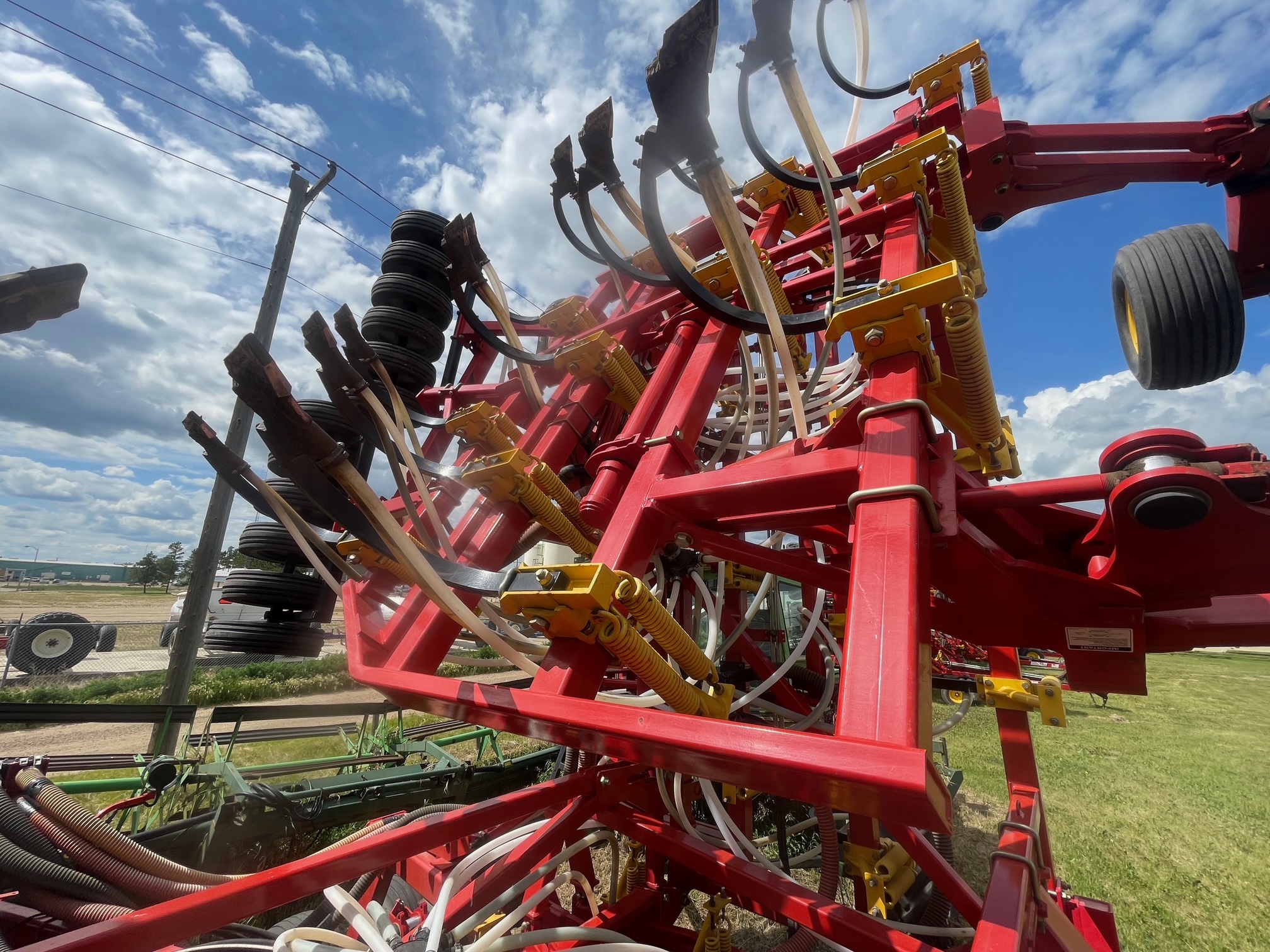2014 Bourgault 5810-62 Air Drill