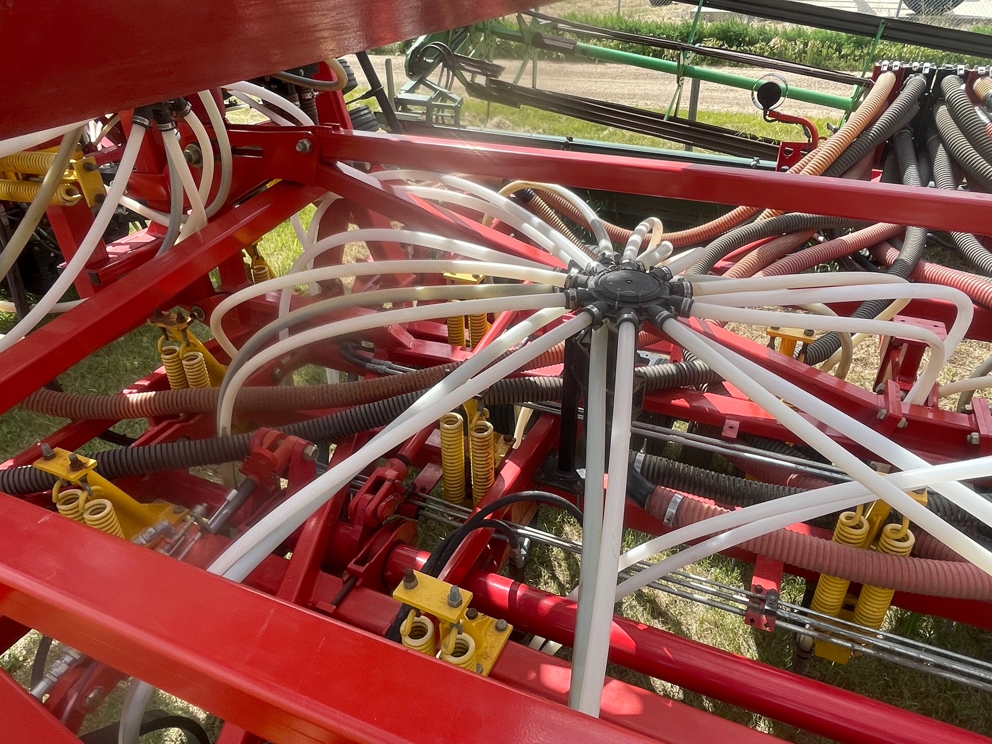 2014 Bourgault 5810-62 Air Drill