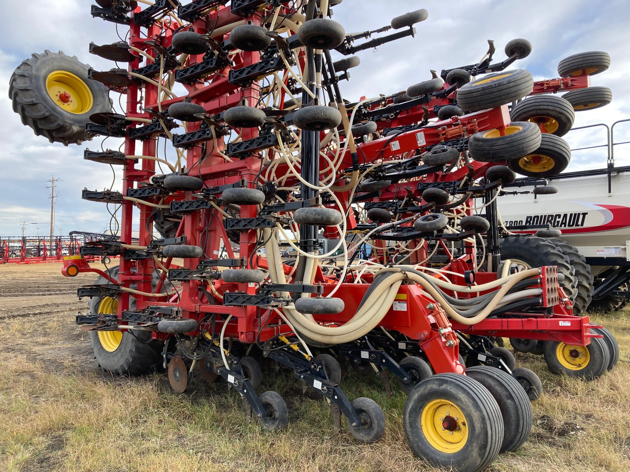 2014 Bourgault 3320-66 Air Tank/Cart