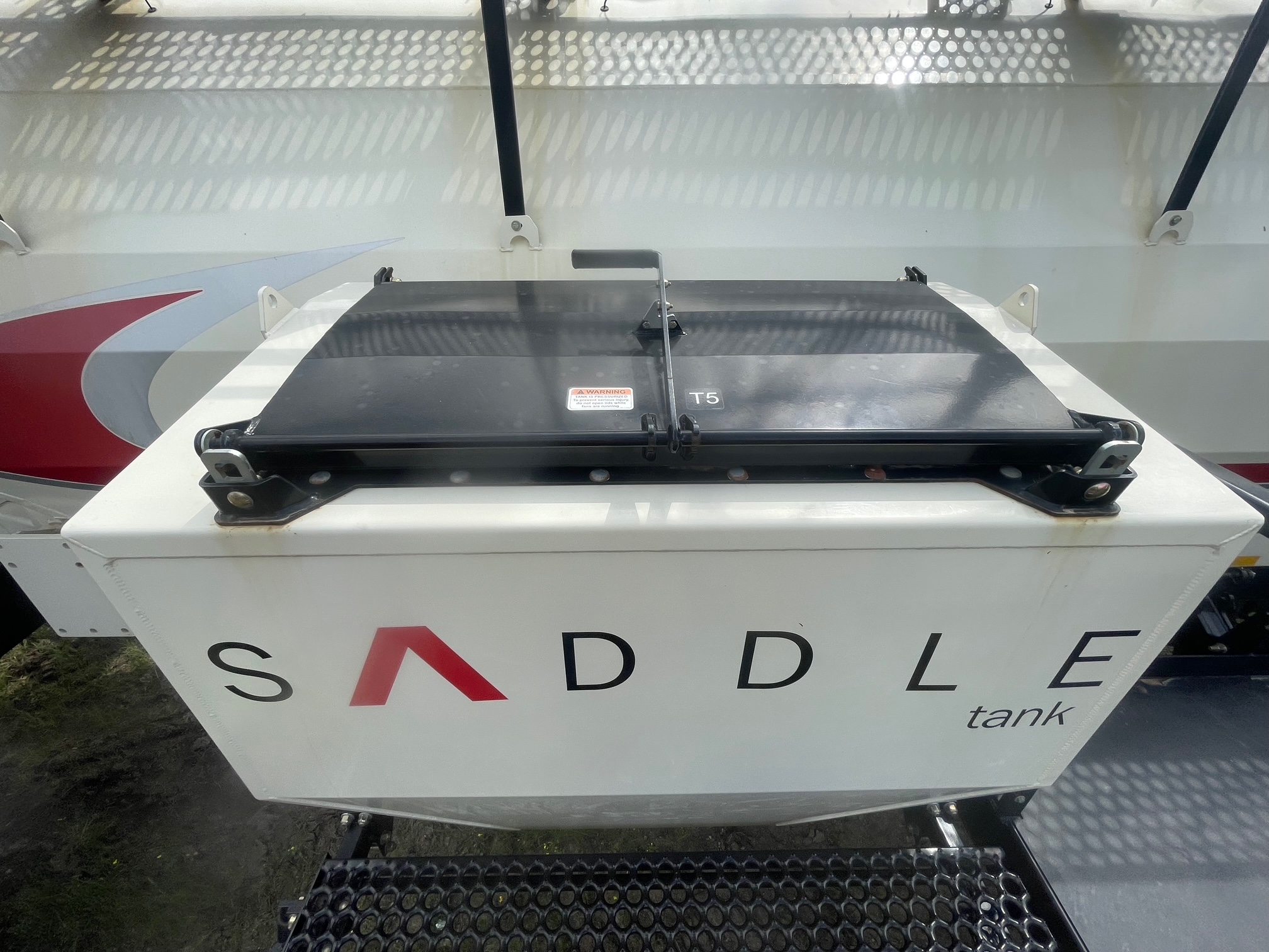 2014 Bourgault 7700 Air Tank/Cart