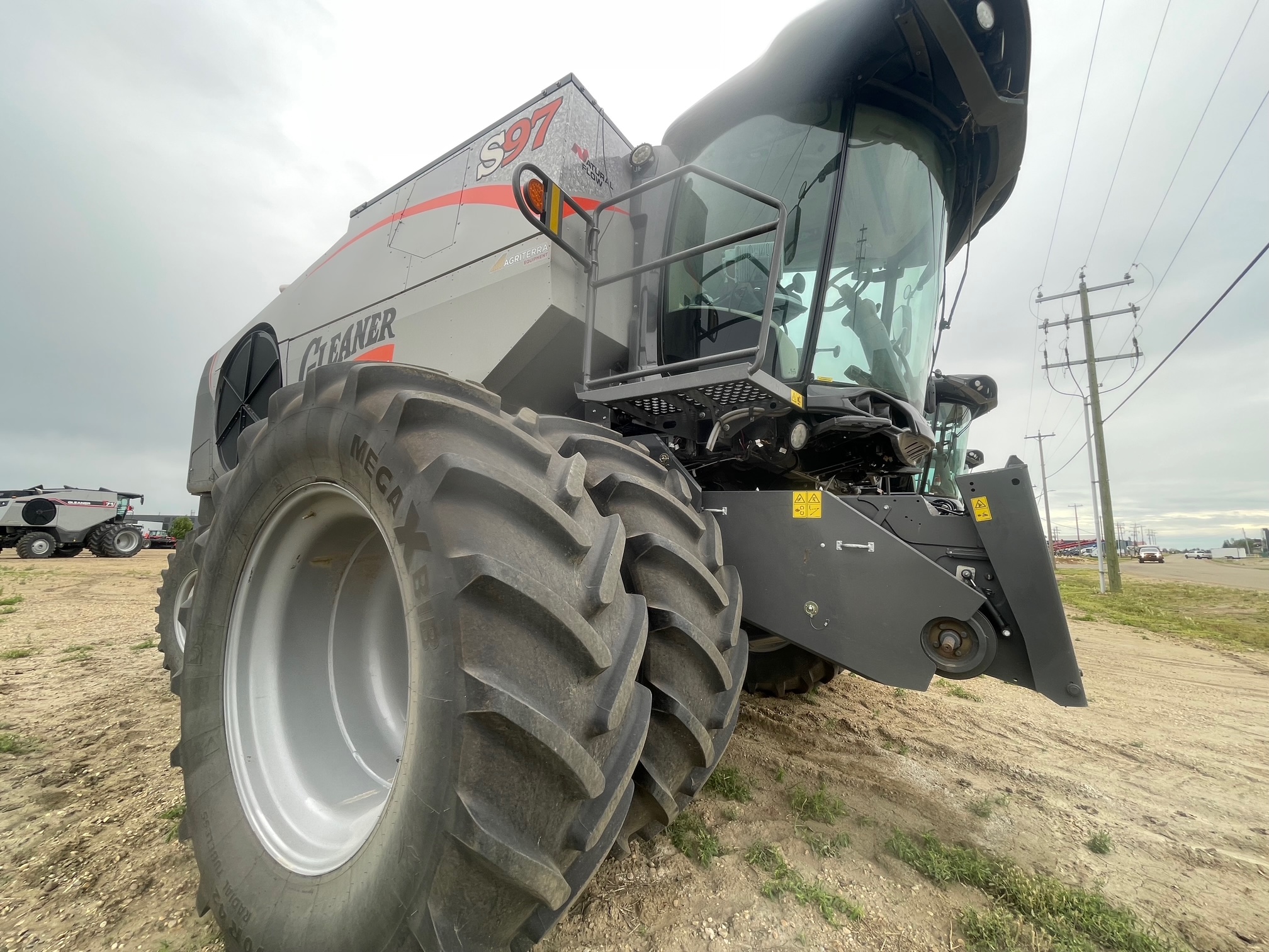 2023 Gleaner S97 Combine