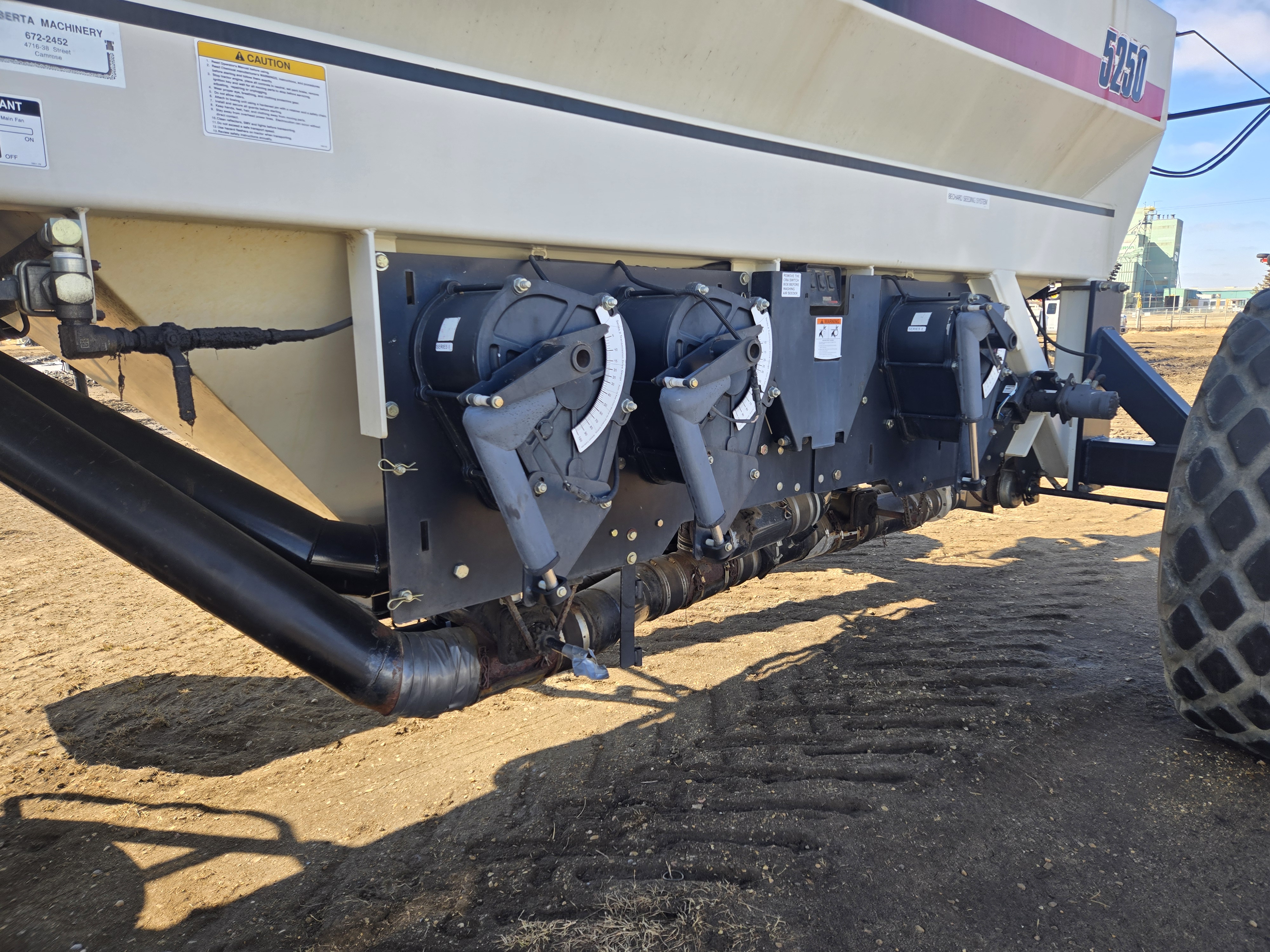 2002 Bourgault 5250 Air Tank/Cart
