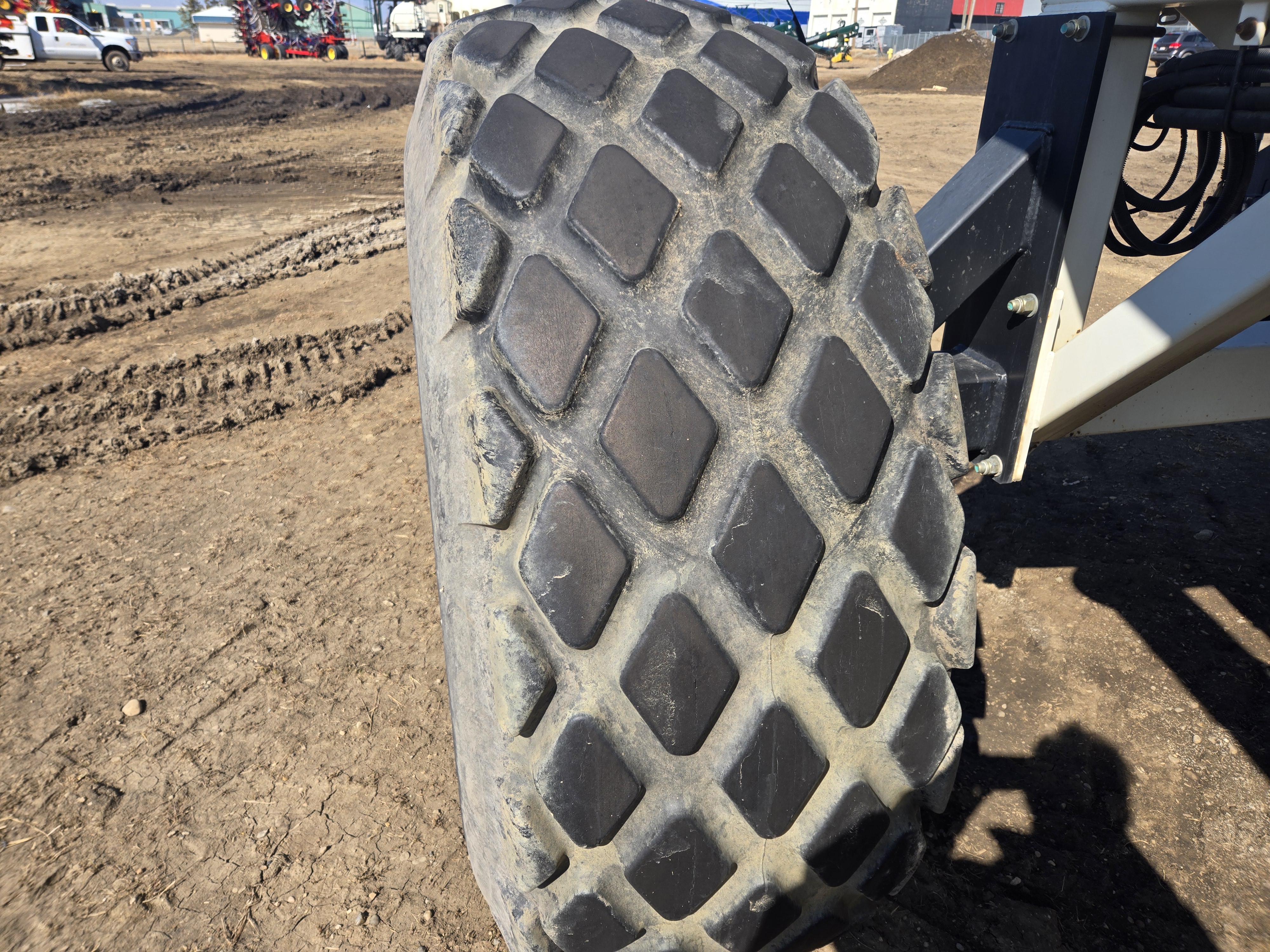 2002 Bourgault 5250 Air Tank/Cart