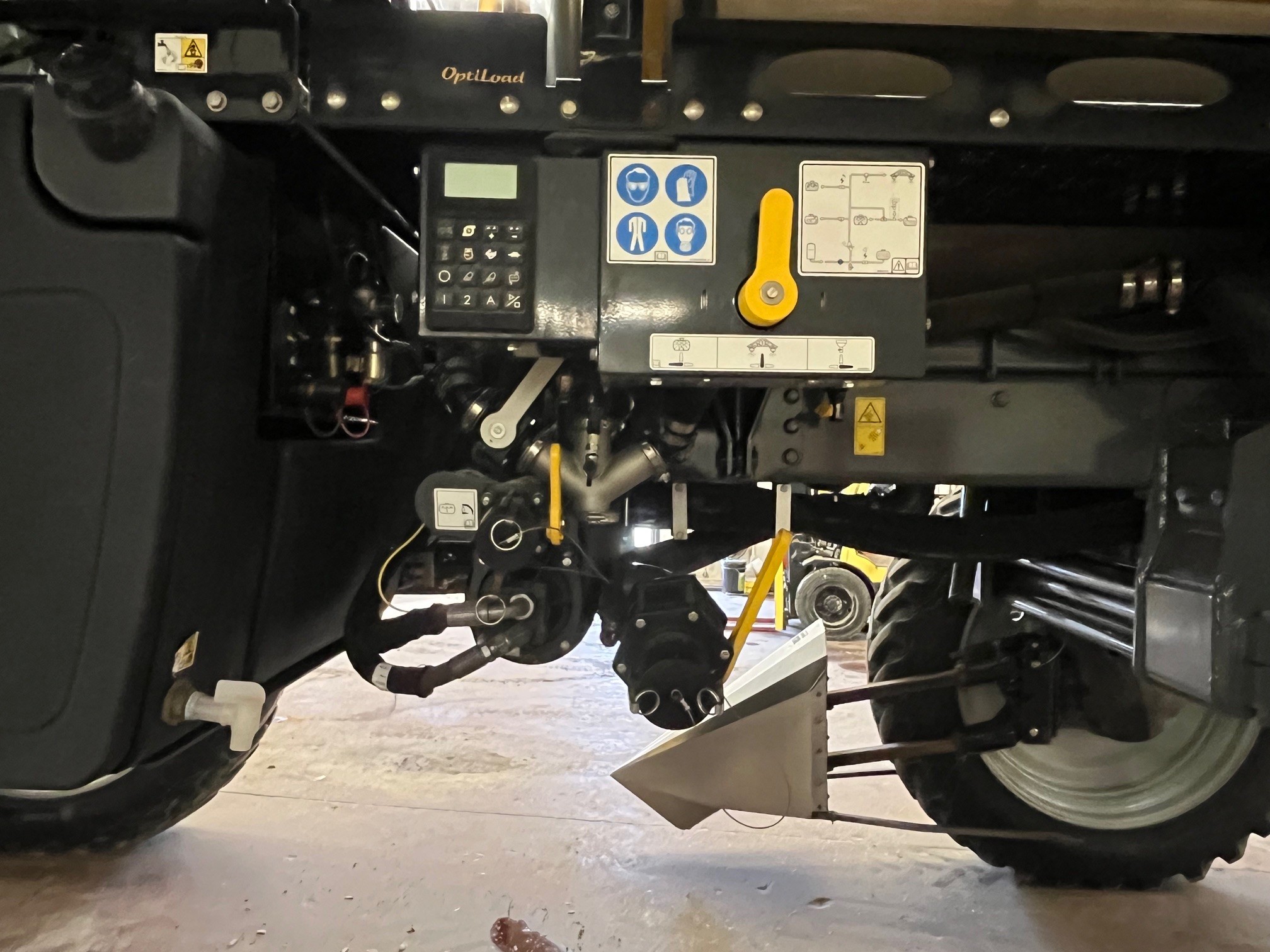 2019 RoGator 1300C Sprayer