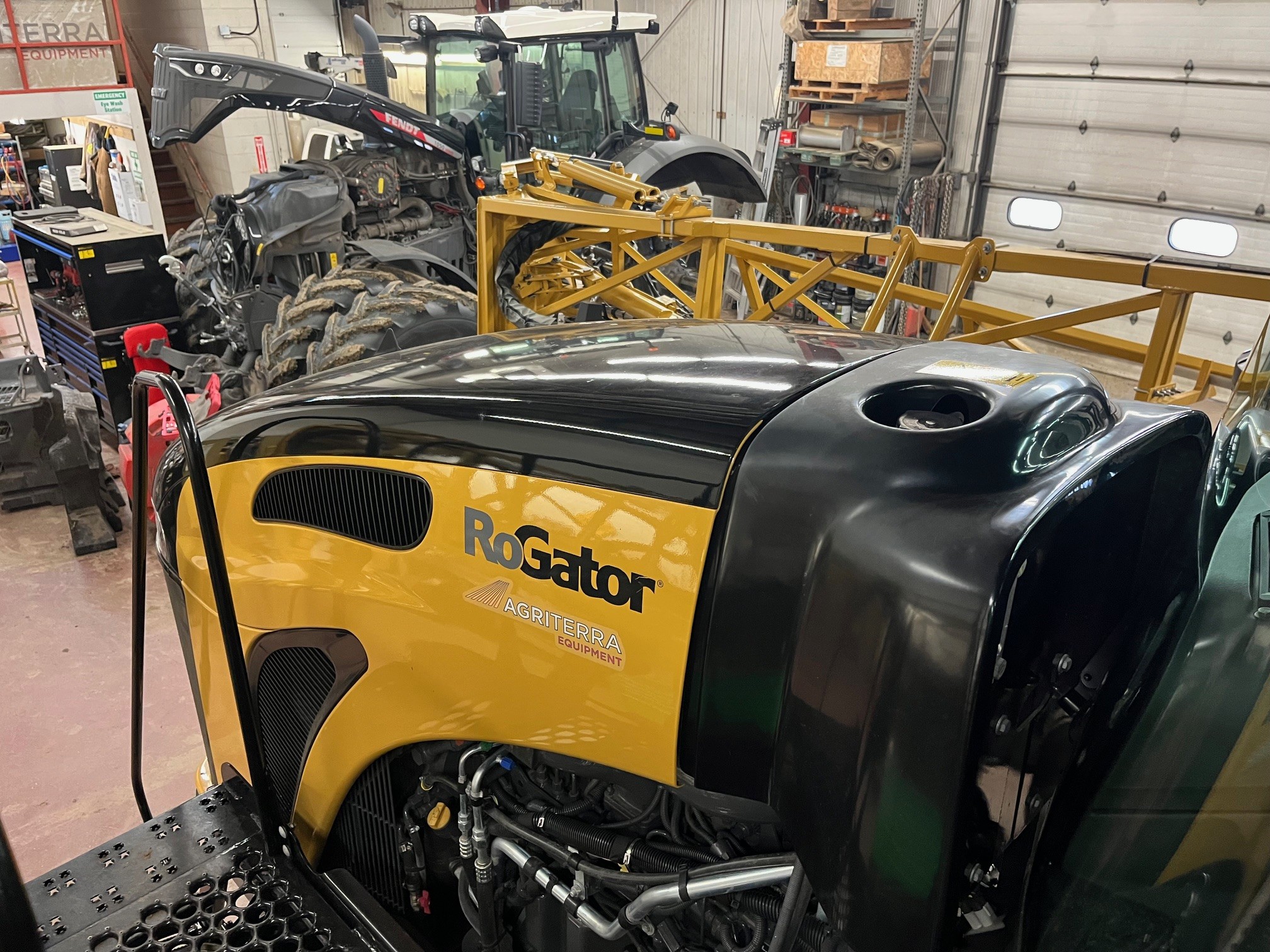2019 RoGator 1300C Sprayer