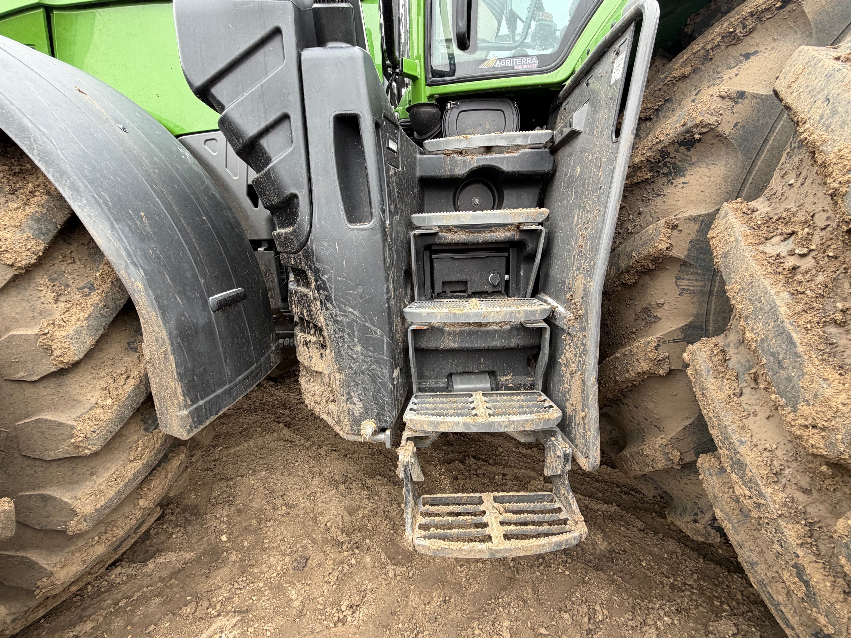2023 Fendt 1050G3 Tractor