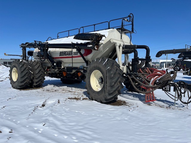 2014 Bourgault 7950 Air Tank/Cart