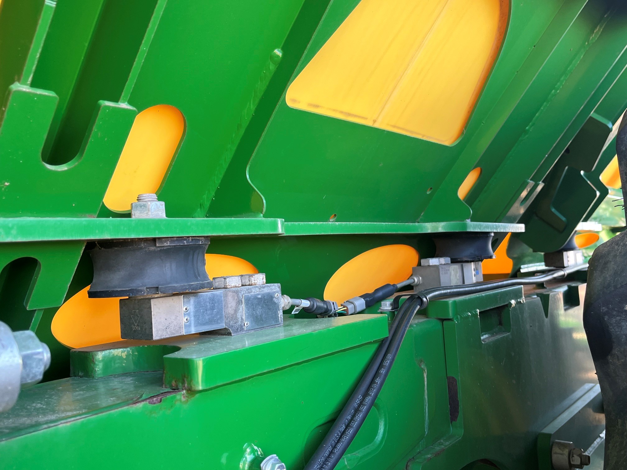 2020 John Deere C650T Air Tank/Cart