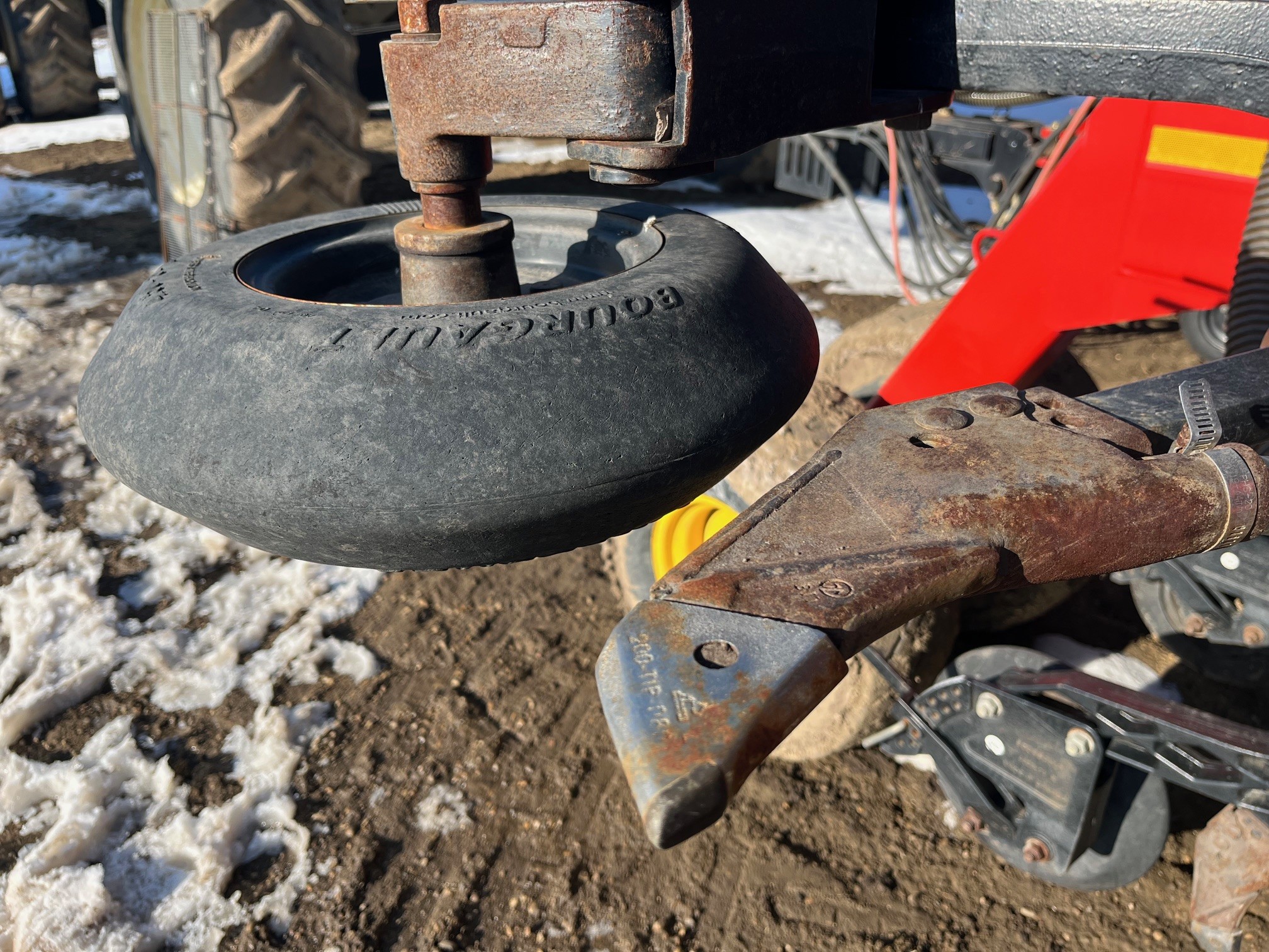 2013 Bourgault 3320XTC-76 Air Drill