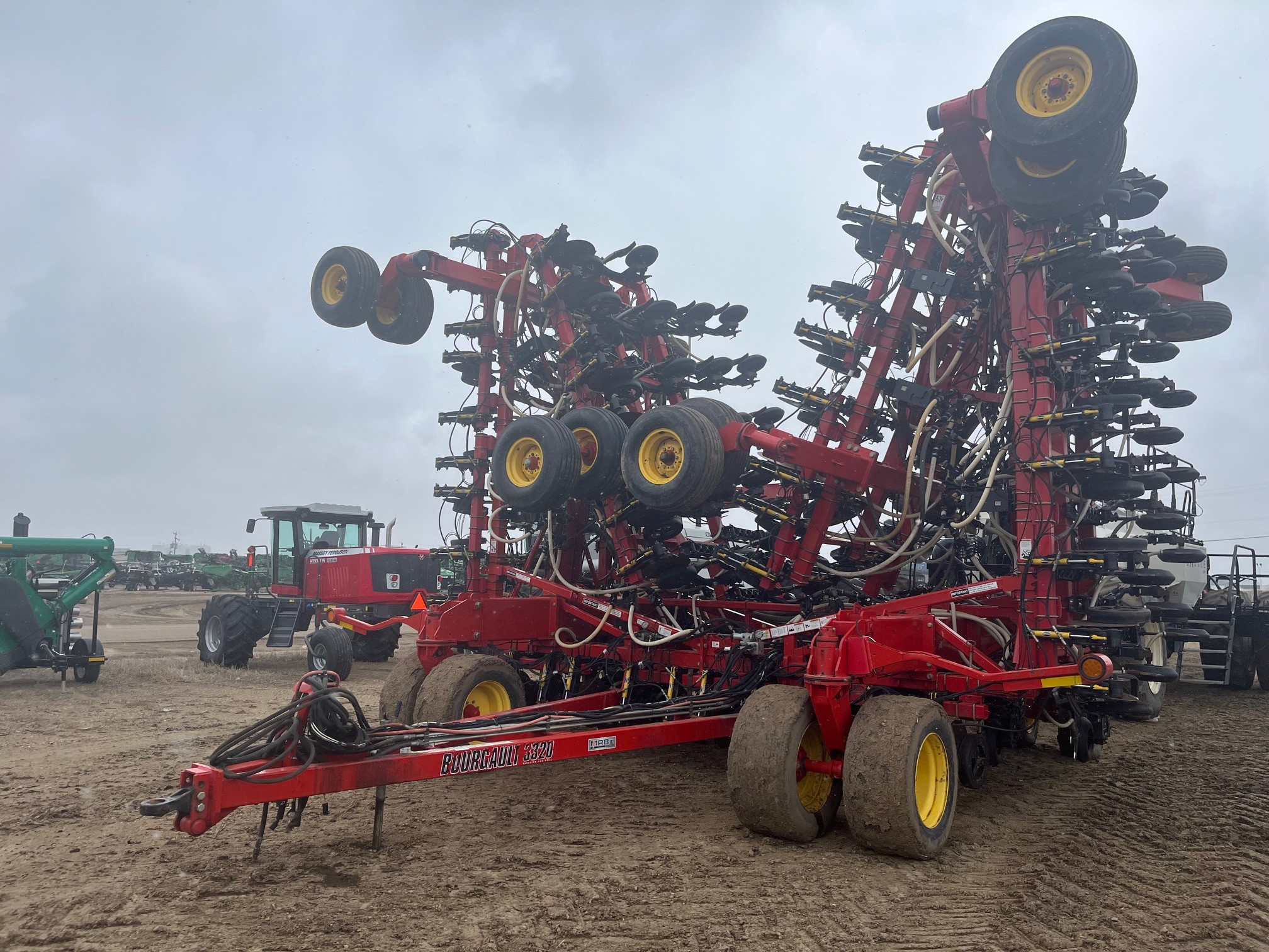 2013 Bourgault 3320XTC-76 Air Drill