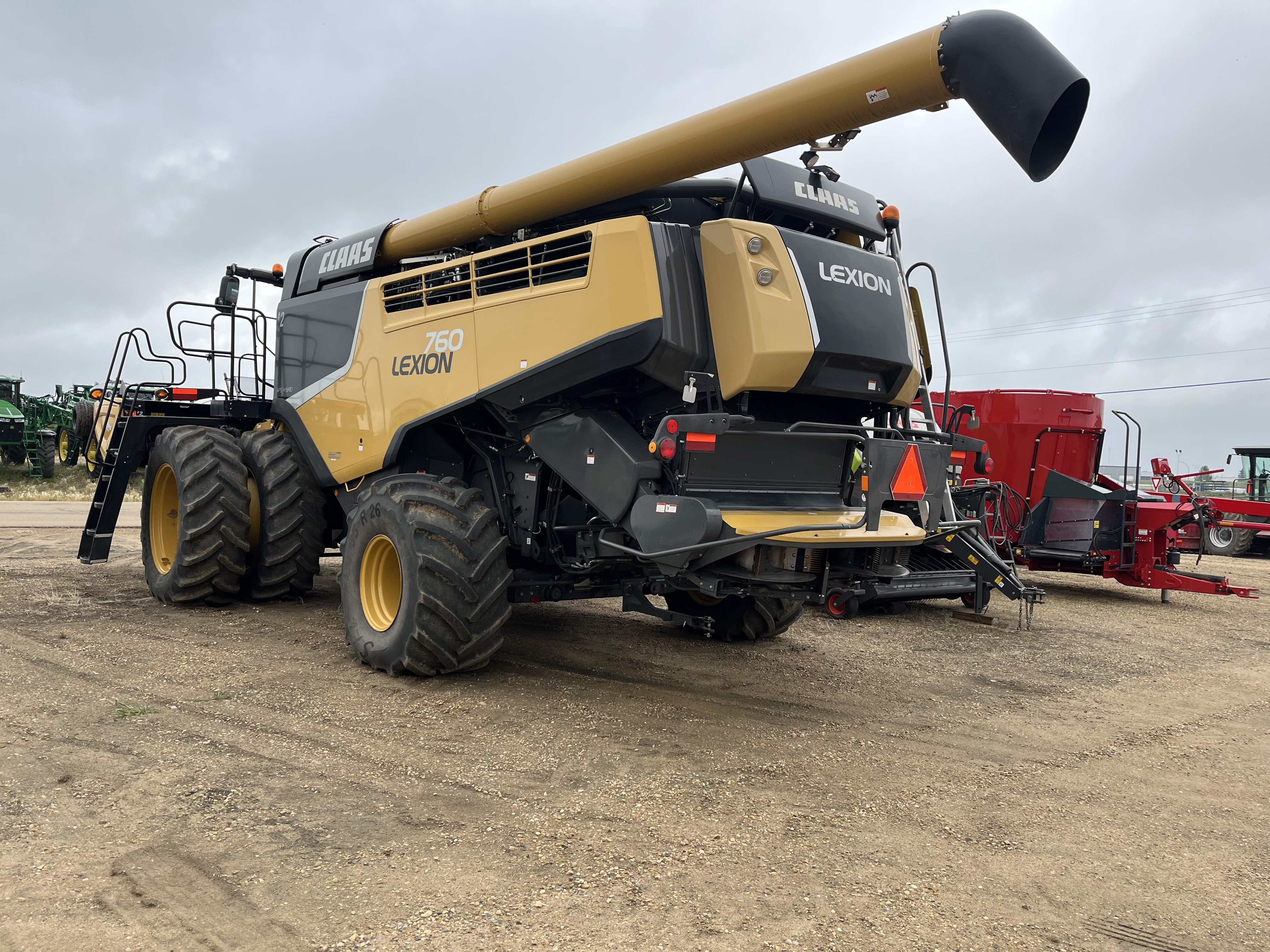 2019 CLAAS 760 Combine