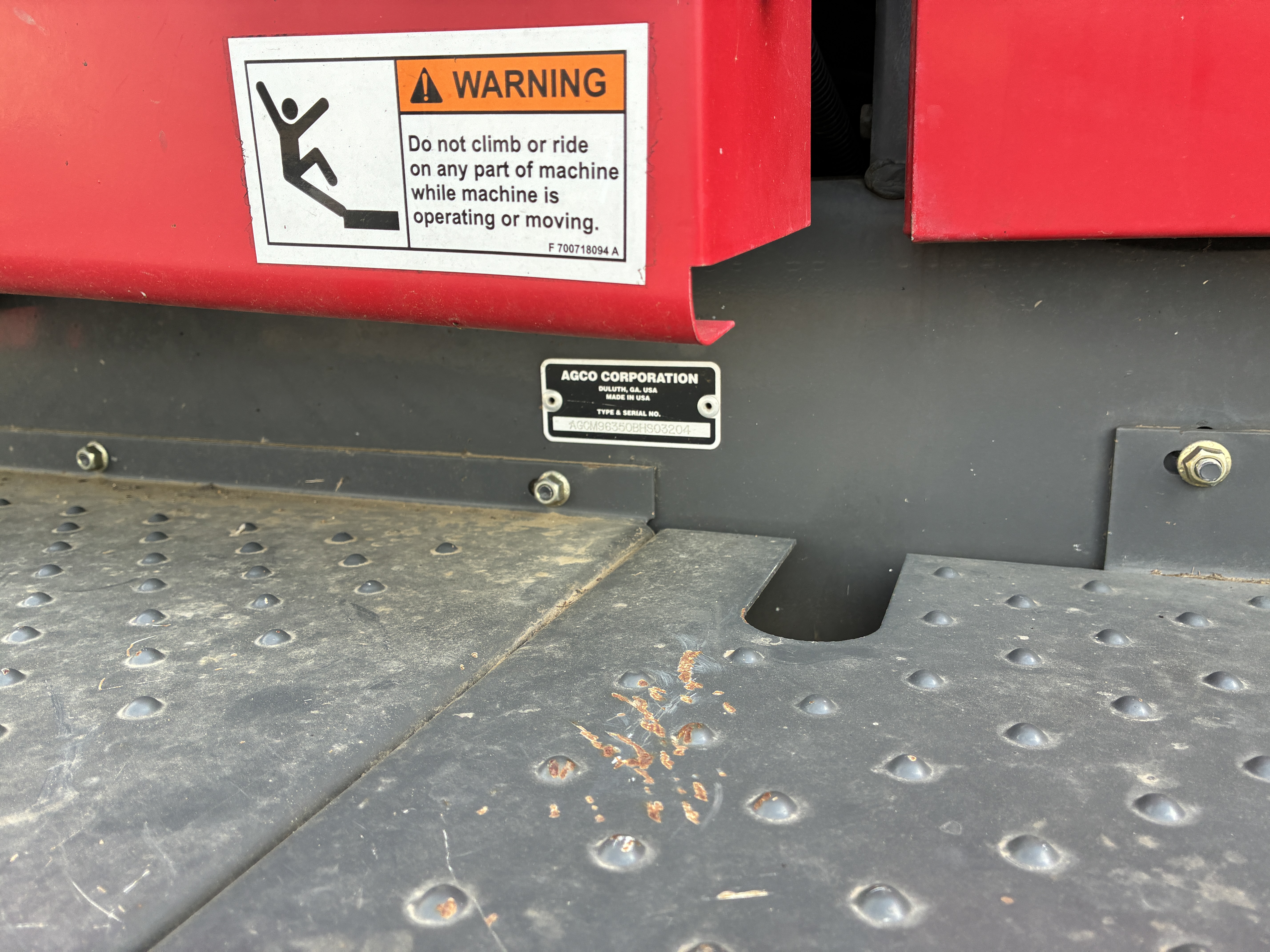 2011 Massey Ferguson 9635 Swather