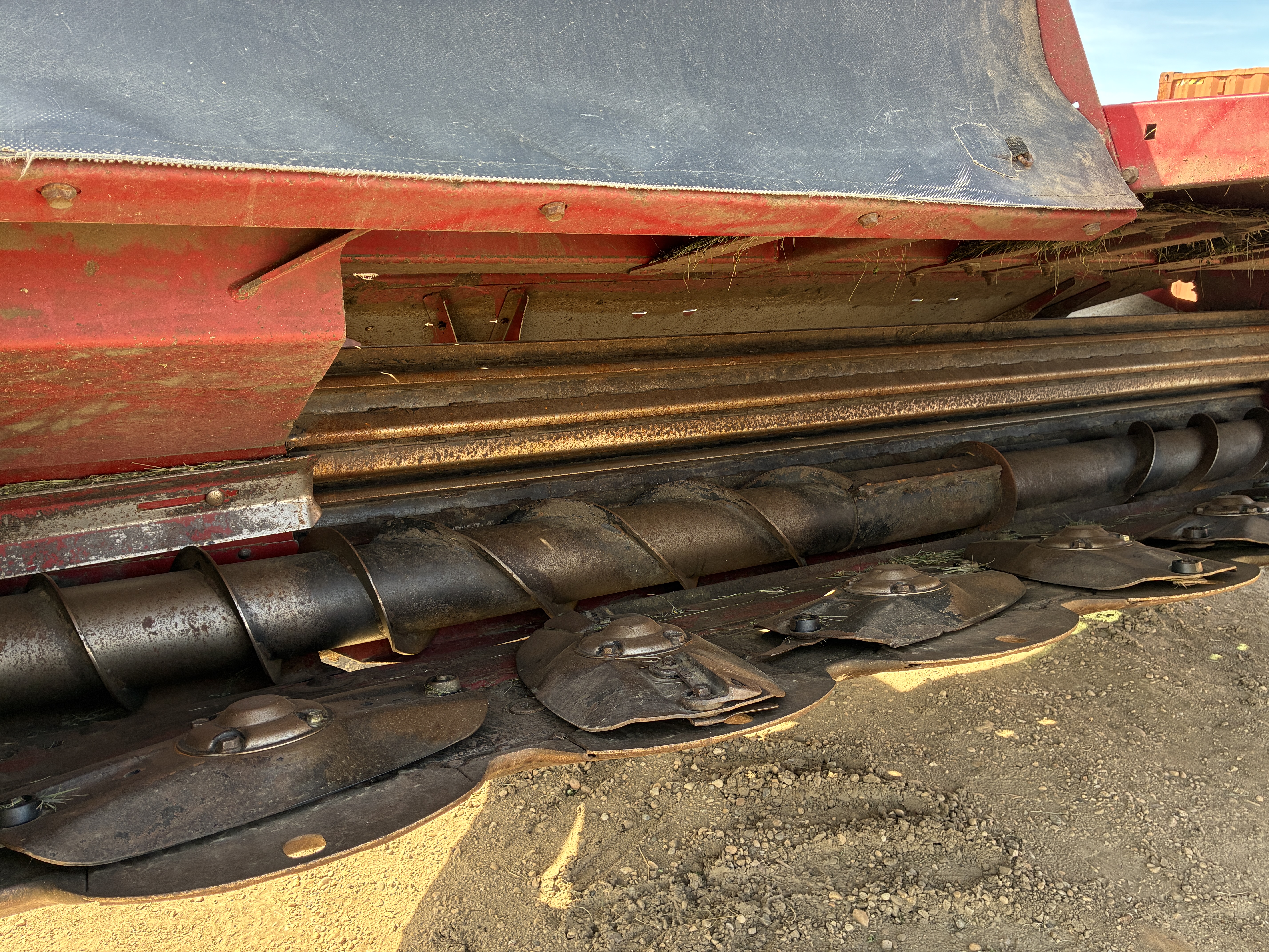 2015 MacDon M205 Swather