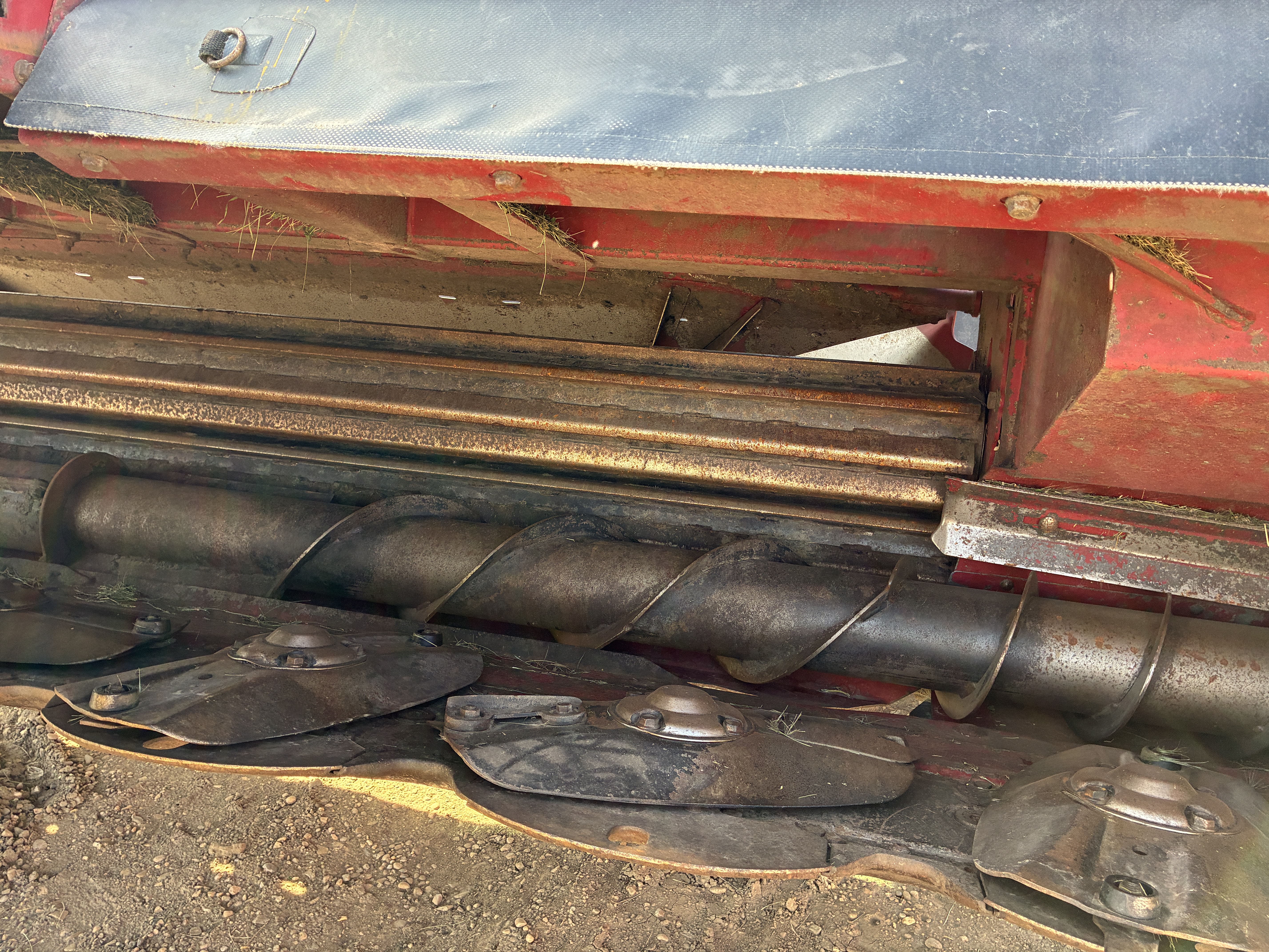 2015 MacDon M205 Swather