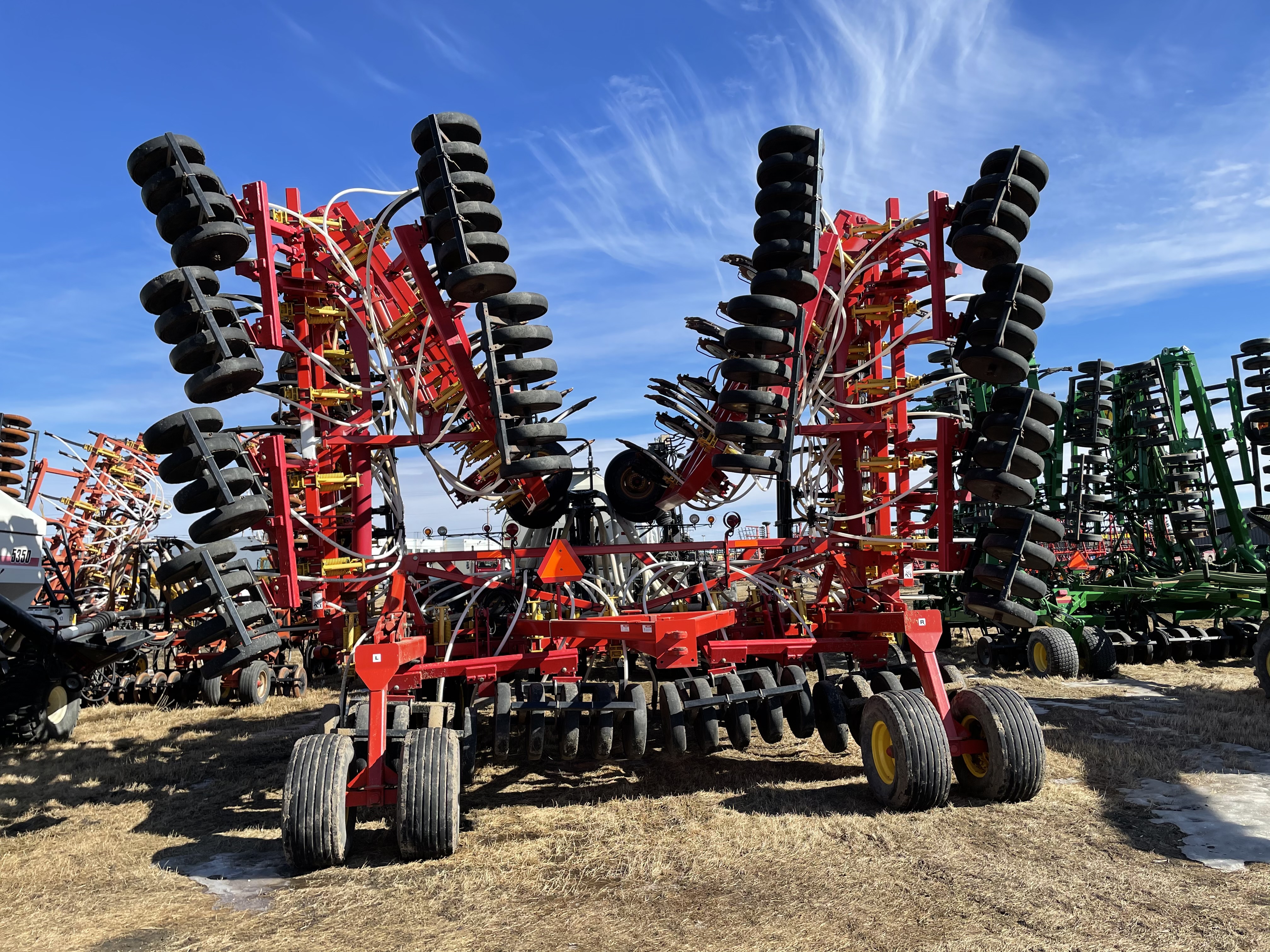 2010 Bourgault 5810-62 Air Drill