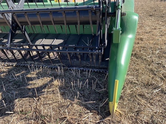 2016 John Deere 635FD Header Combine