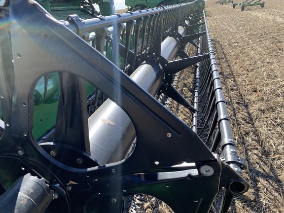 2016 John Deere 635FD Header Combine