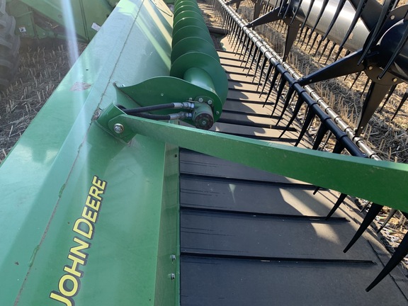 2016 John Deere 635FD Header Combine