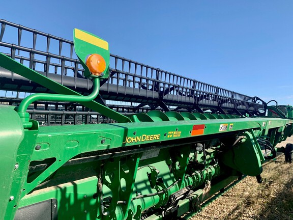 2016 John Deere 635FD Header Combine