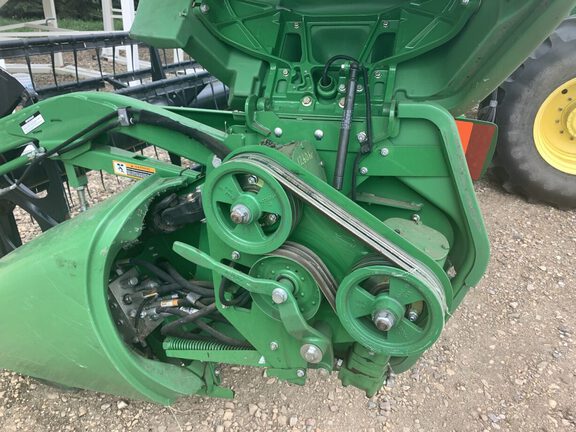 2014 John Deere 635D Header Combine