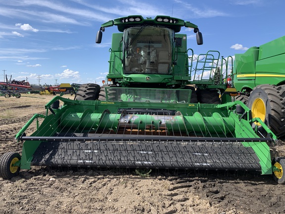 2021 John Deere S790 Combine