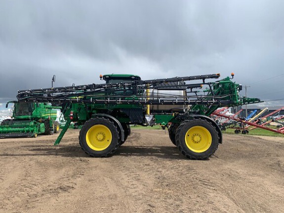 2019 John Deere R4044 Sprayer/High Clearance