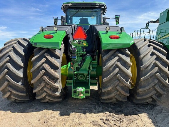 2023 John Deere 9R 440 Tractor 4WD