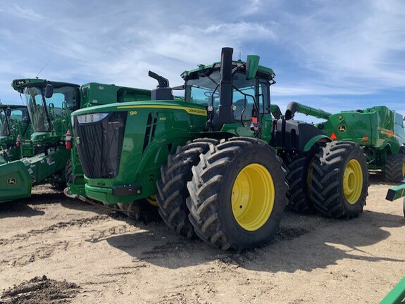 2023 John Deere 9R 440 Tractor 4WD